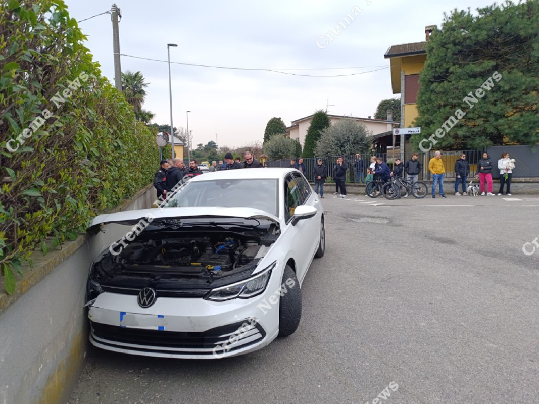 Bagnolo - Inseguimento e arresti