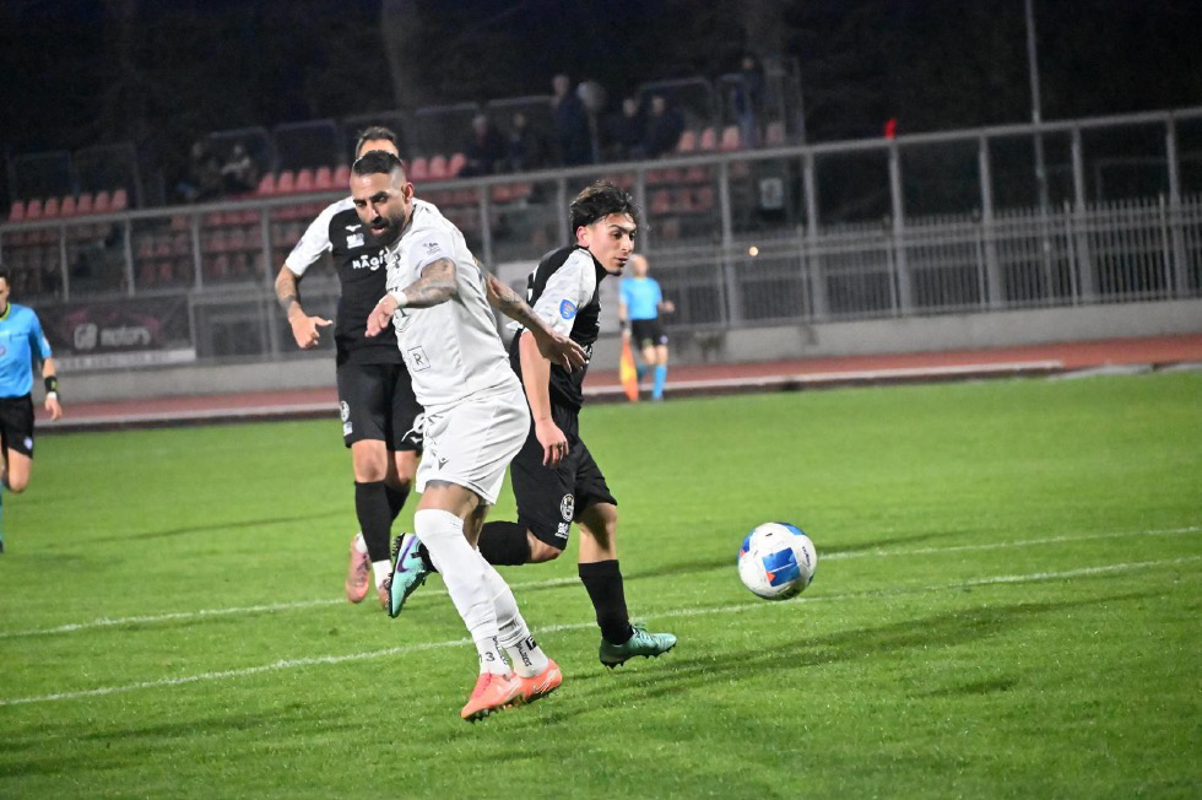 Calcio - Crema a fondo