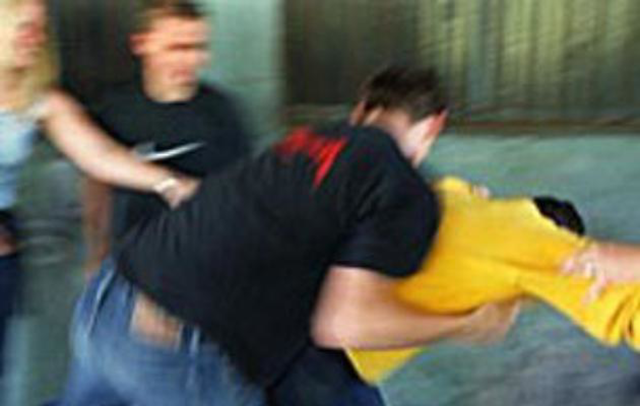 Pandino - Rissa fra giovani in via Borgo Roldi 