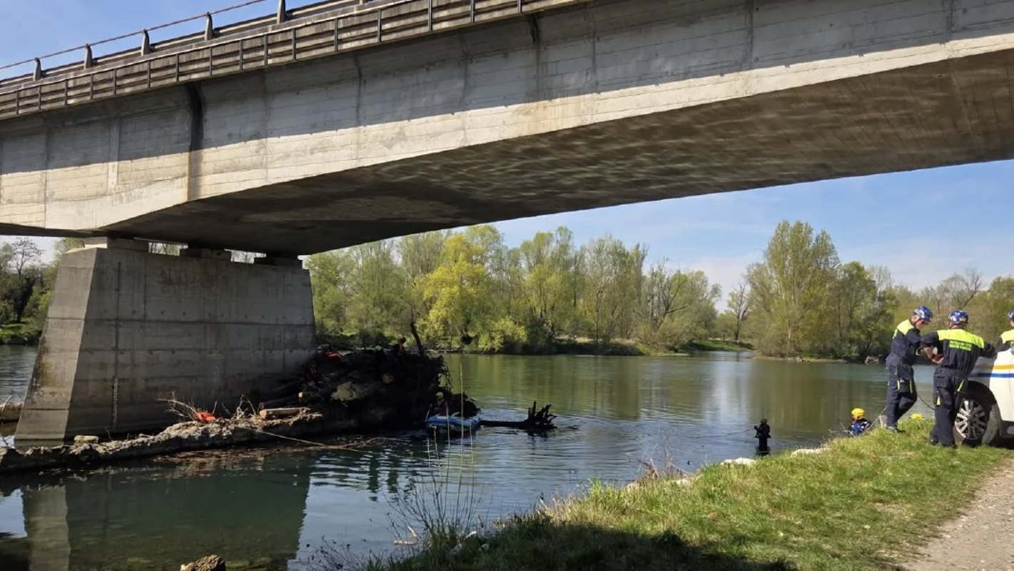 Spino d'Adda - Tolti di mezzo i tronchi