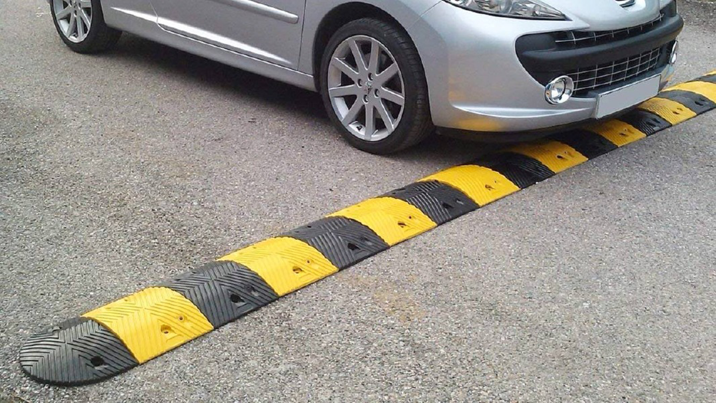 Vailate - Via Bellini, si va più adagio