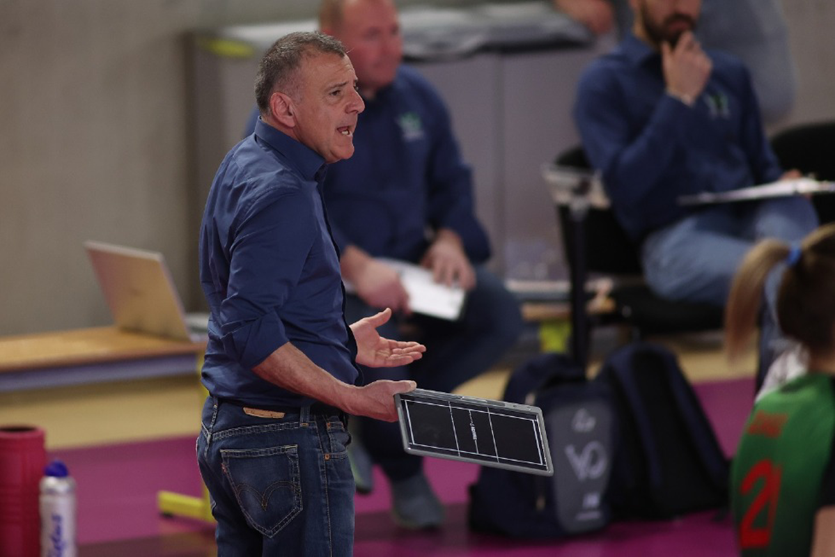 Volley A2 - Il coach saluta e se ne va