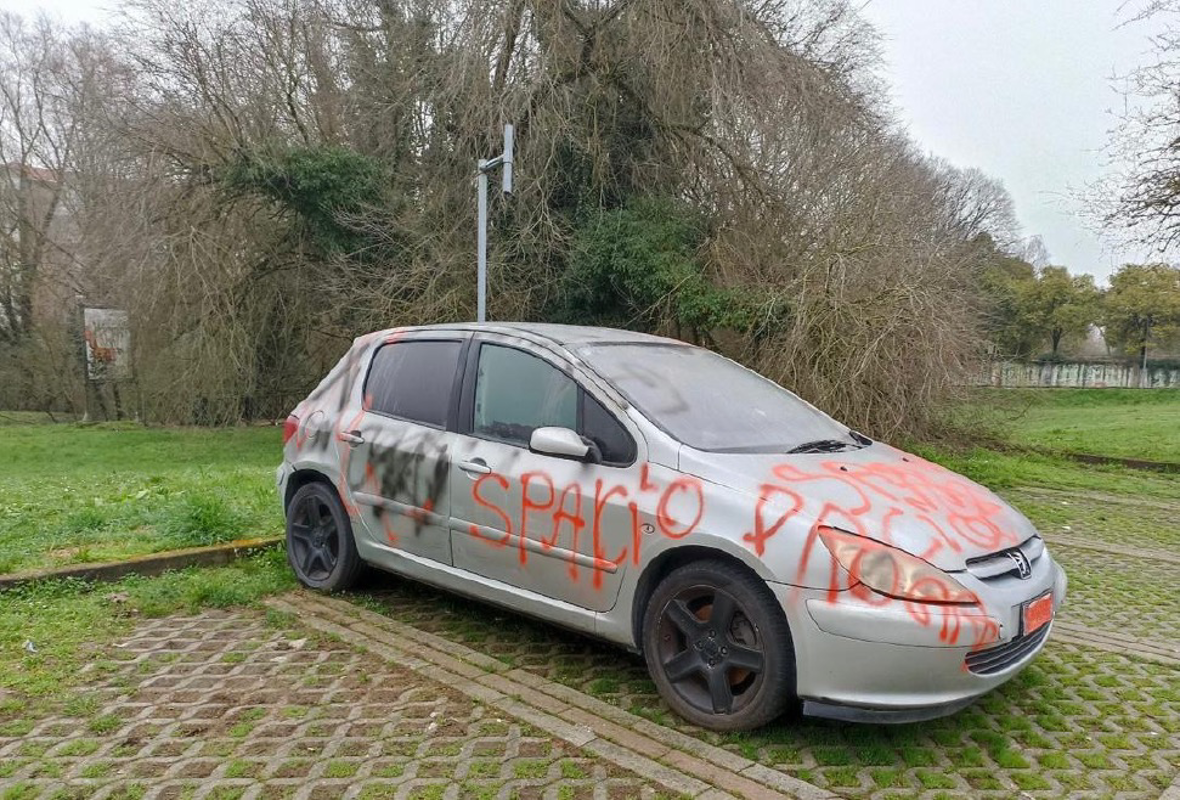 Crema - Auto vandalizzata e ripulita