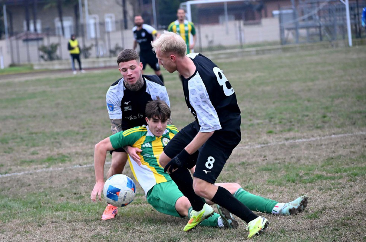 Calcio - Crema a Sesto S. Giovanni