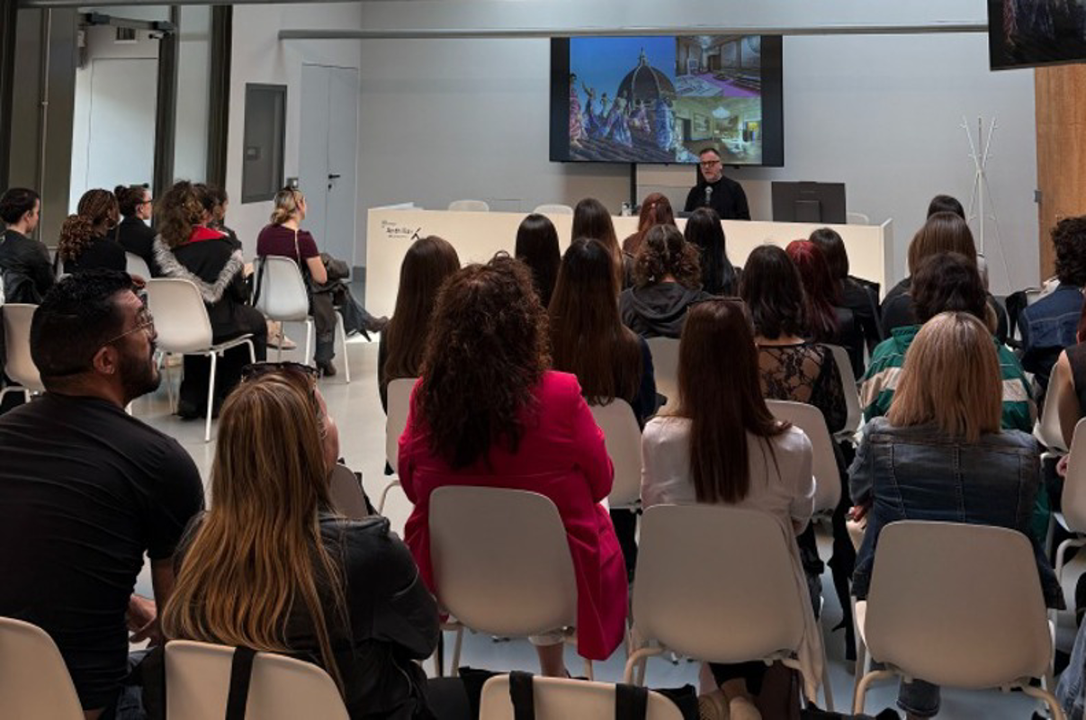 Crema - Borse di studio per la moda