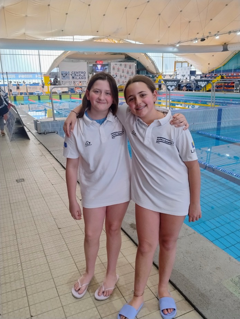 Nuoto - Cinque medaglie