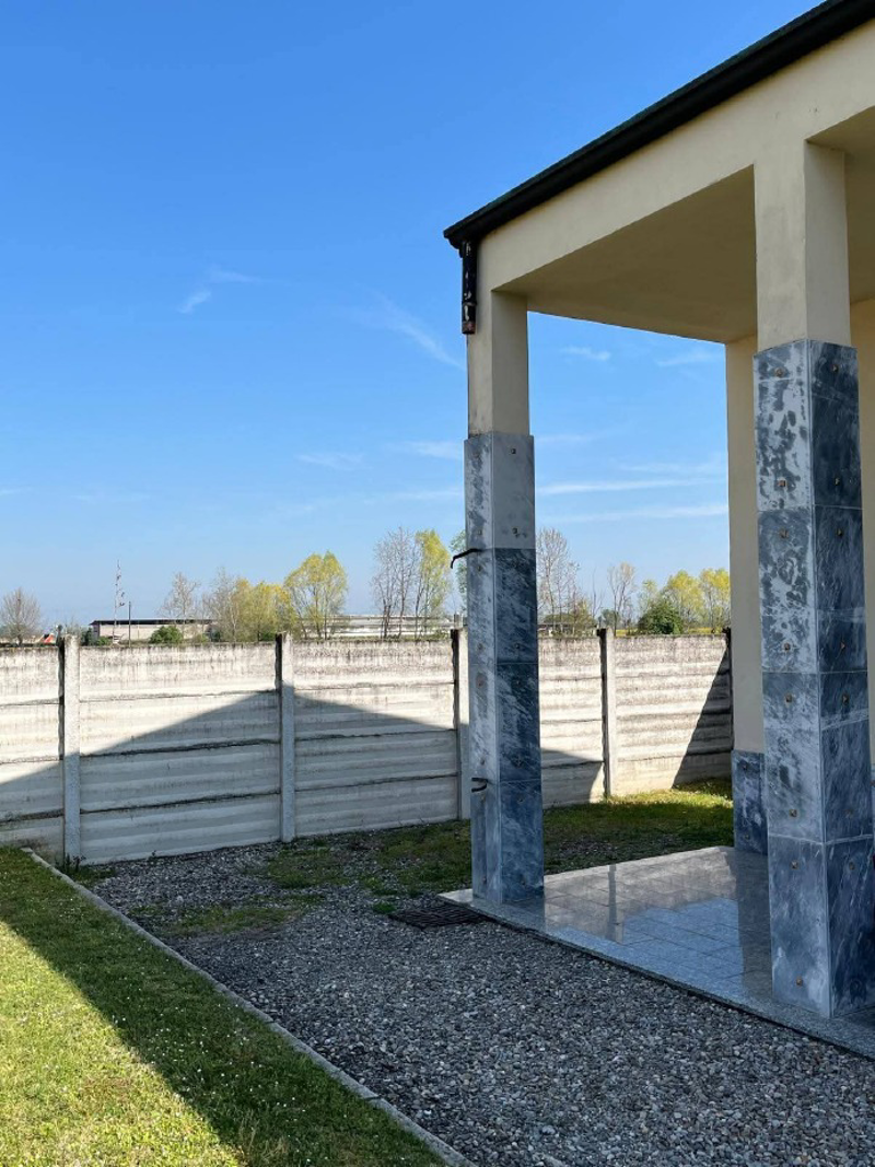 Farinate - Ladri al cimitero