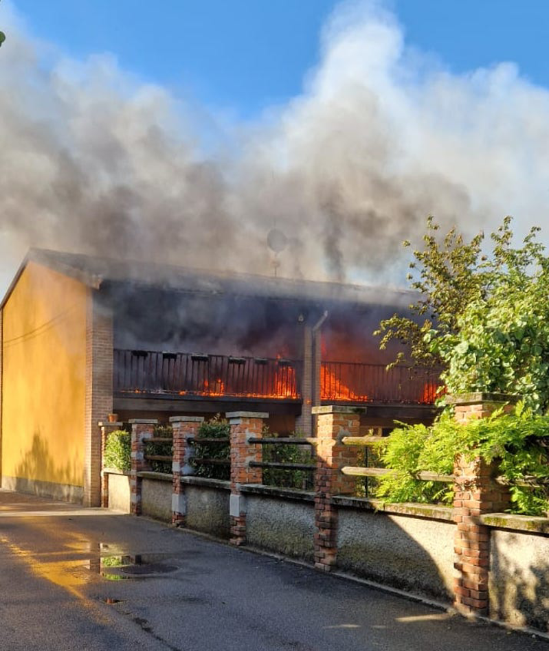 Gradella - Cascina a fuoco