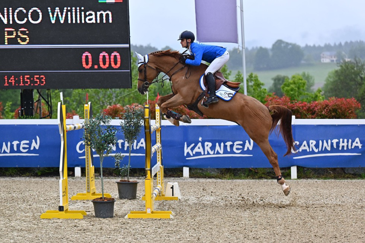 Equitazione - William Mondonico vince in Austria