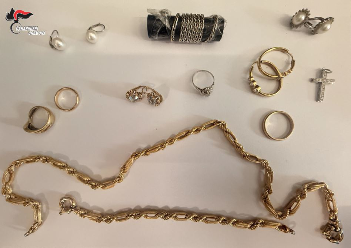 Crema - Arrestato finto carabiniere