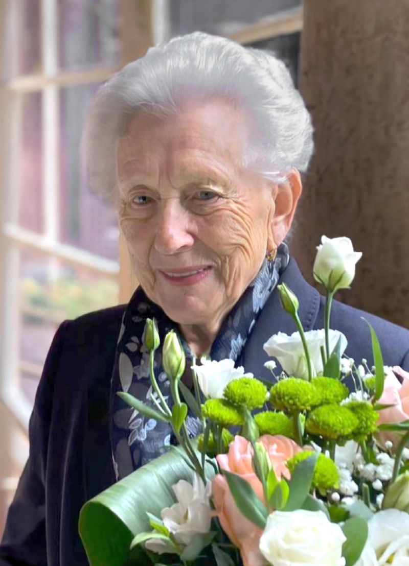Necrologio di Liliana (Tina) Notti
ved. Cremonesi
di anni 93 - Crema News: i necrologi del giorno