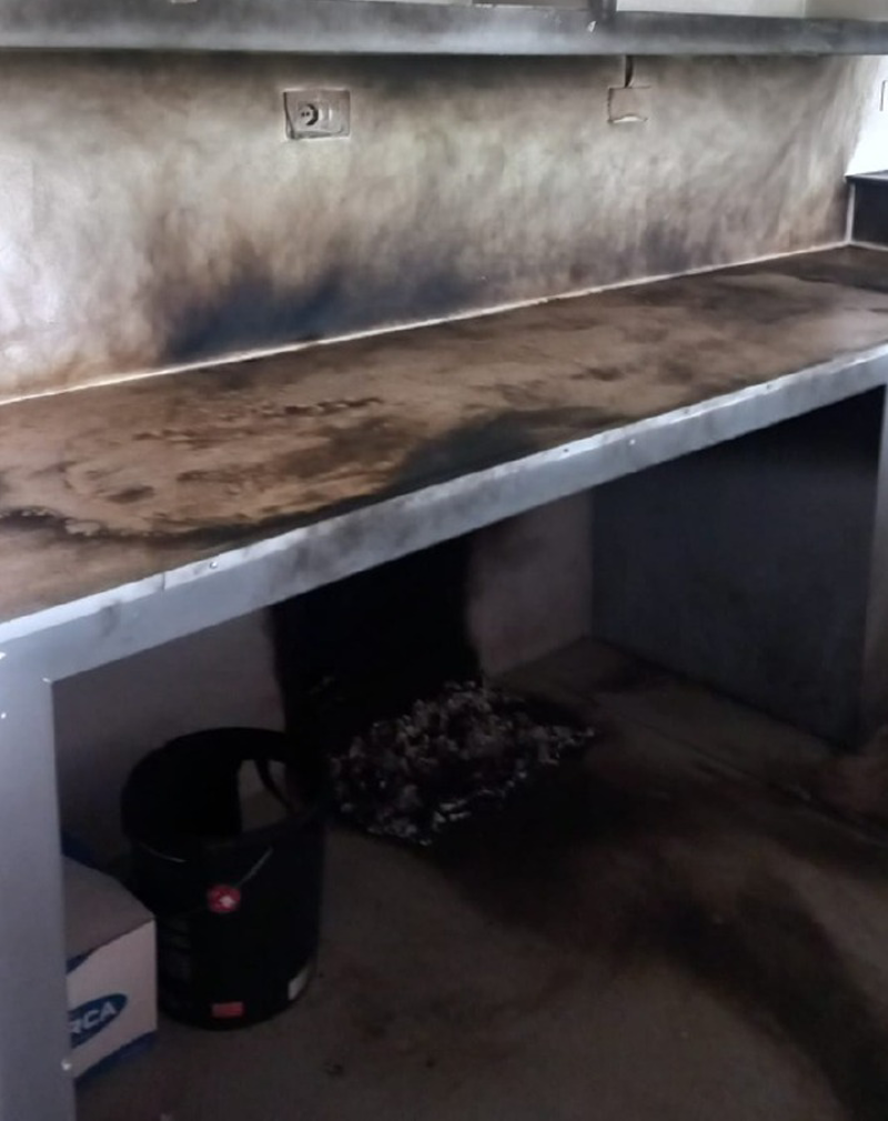 Scannabue - Incendio doloso al bar del centro sportivo