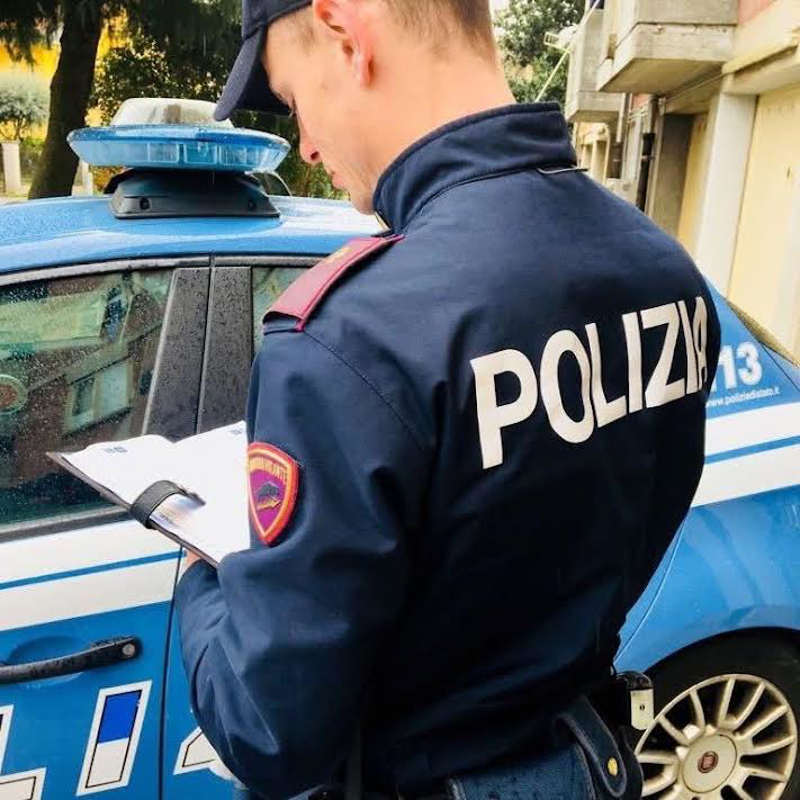 Dal territorio - Bambino in auto sotto il sole