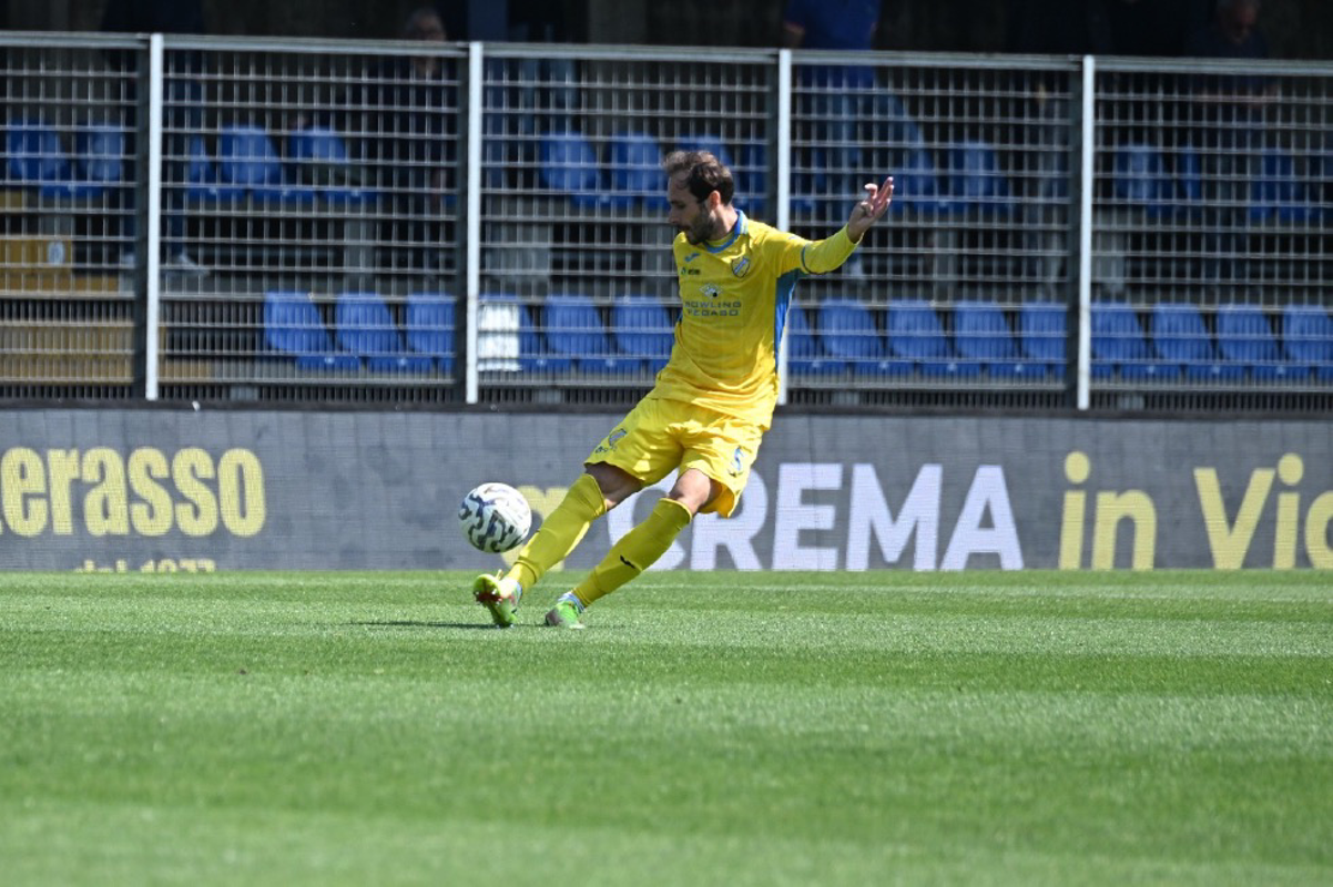 Calcio - Pergo tra campo e mercato