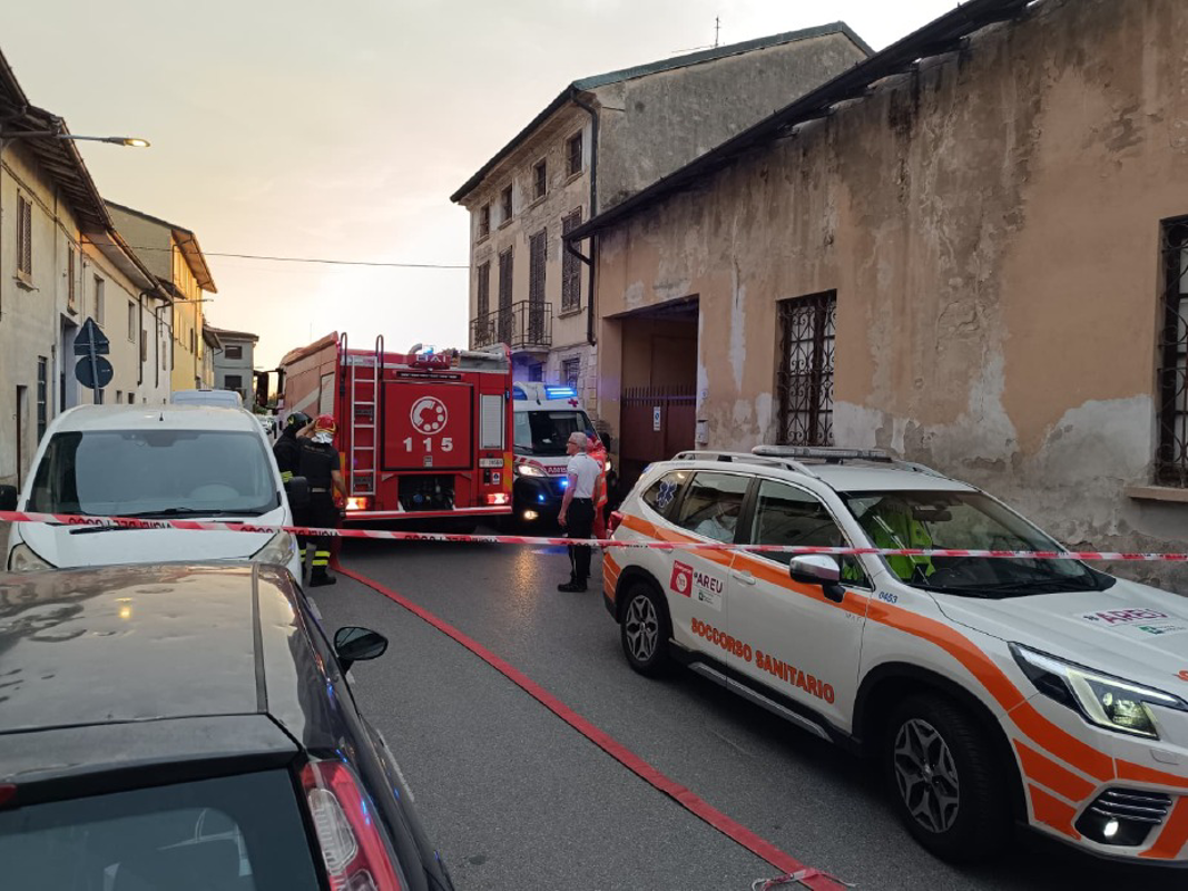 Trescore - Fuoco devasta la collezione di motori