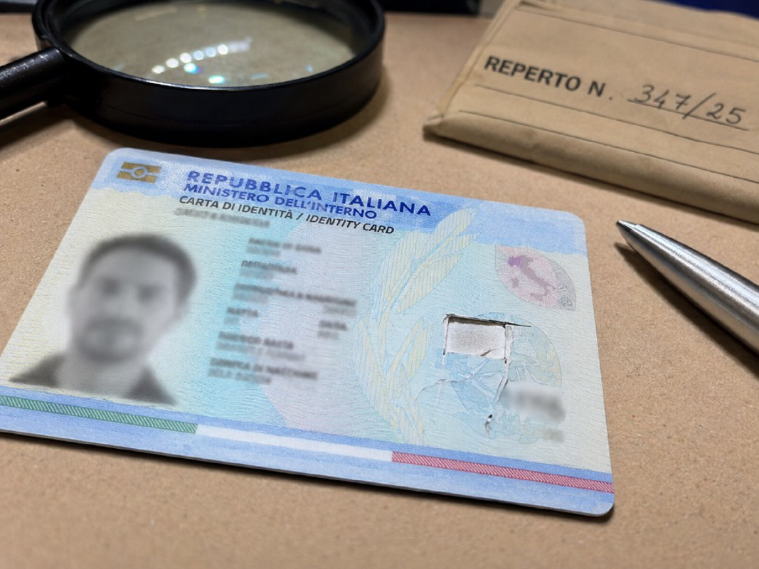 Pandino - Carta d’identità manomessa, denunciato il titolare