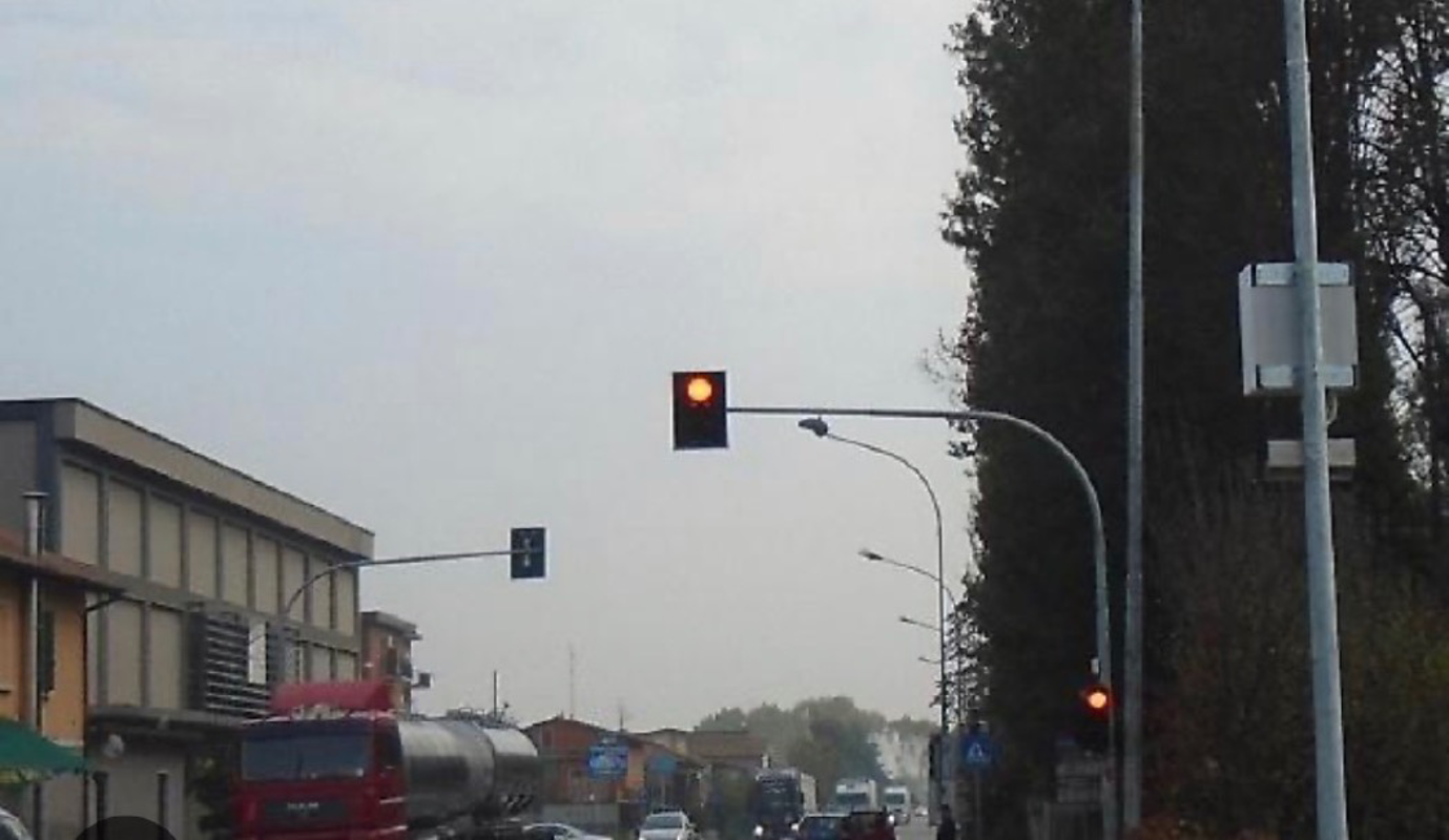 Madignano - Semaforo in tilt per due ore