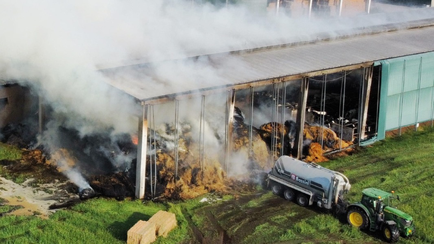 Offanengo - Fuoco alla cascina Tirone