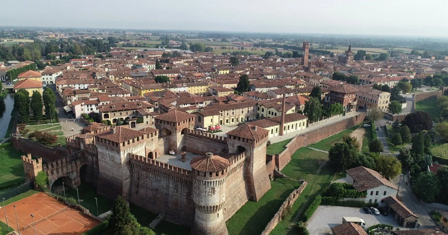 Soncino - Attenzione, c'è un maniaco