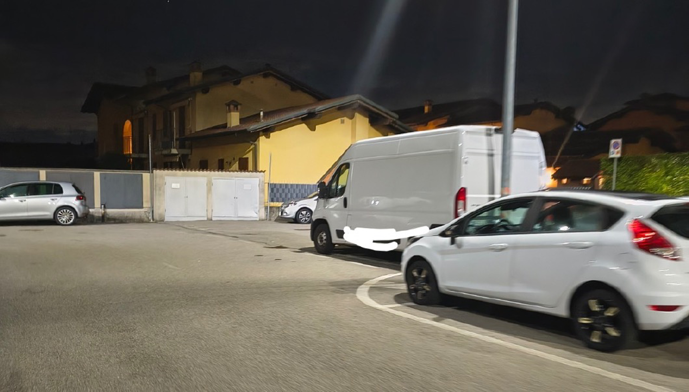 Chieve - Parcheggio selvaggio