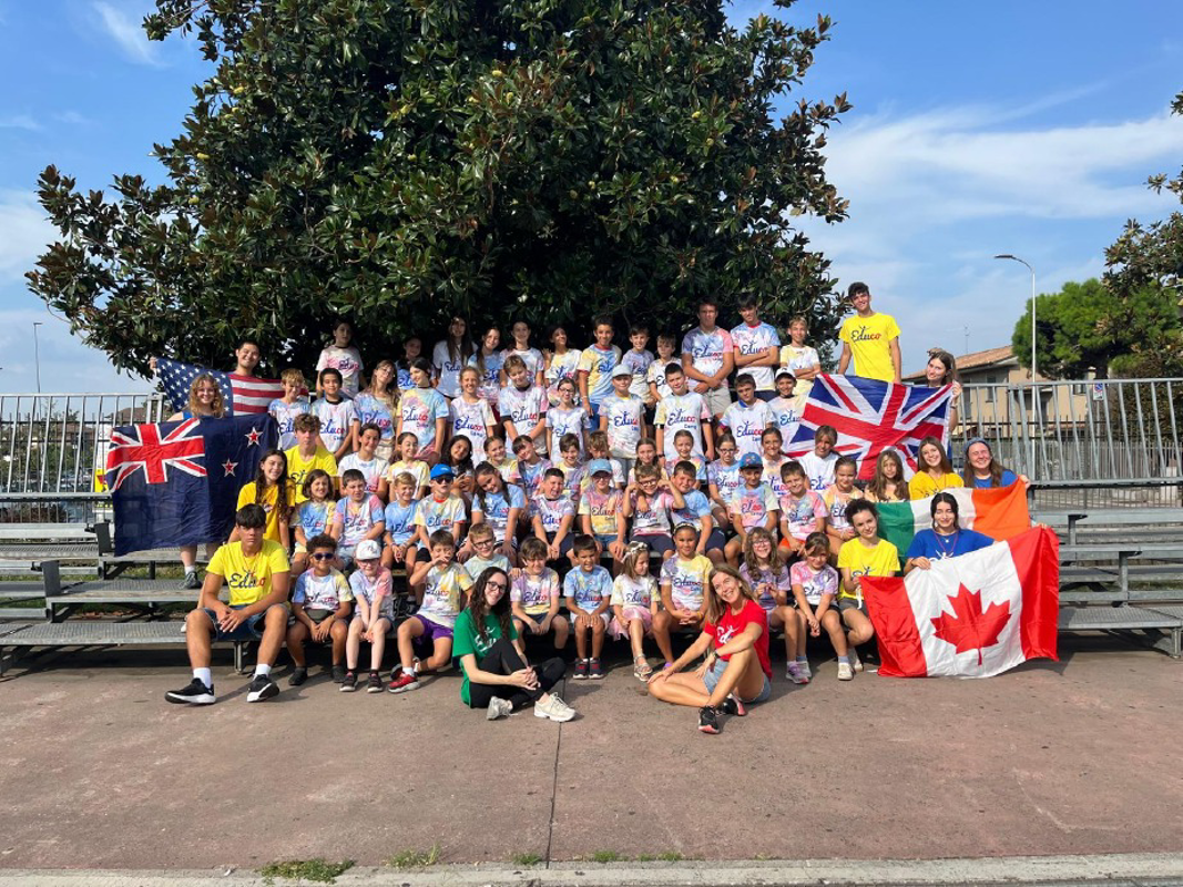 Rivolta - Un camp tutto in inglese